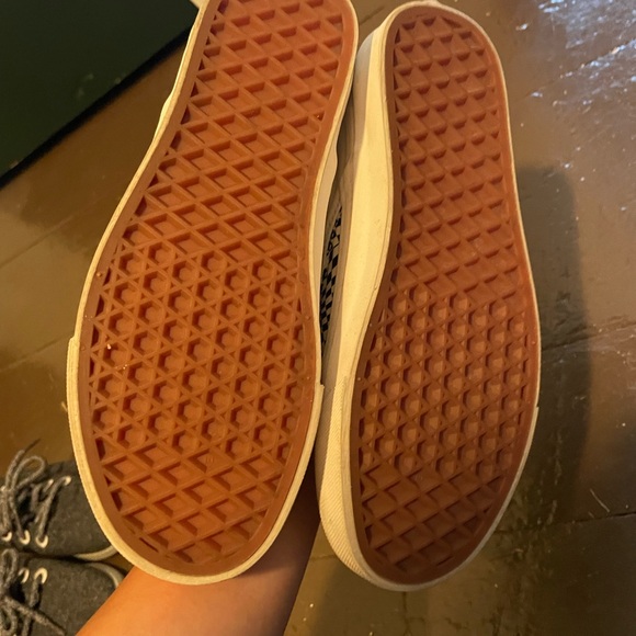 Woman’s patterned vans - Picture 4 of 4